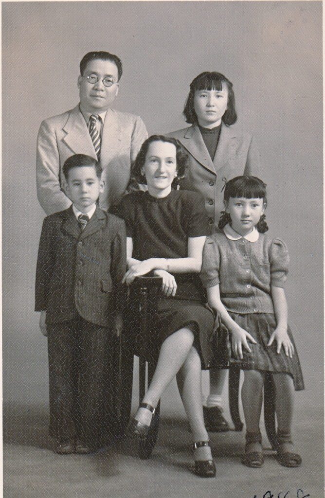 1948 Liu family portrait